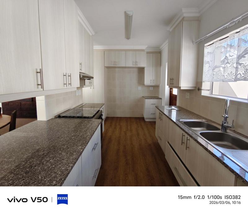 2 Bedroom Property for Sale in Heiderand Western Cape